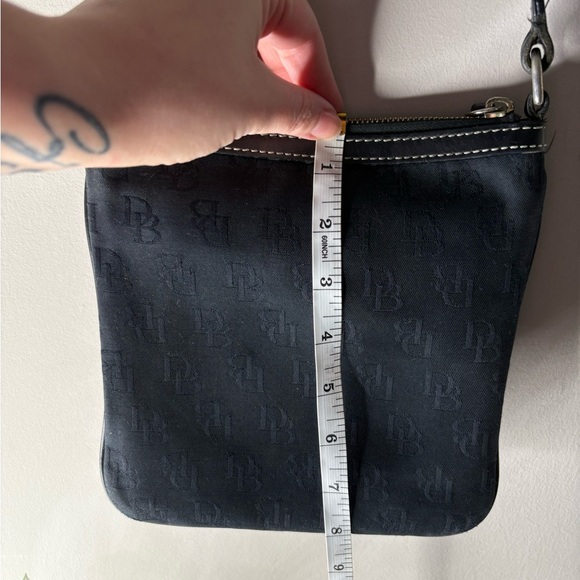 Dooney & Bourke Black Shoulder Bag - Picture 7 of 10